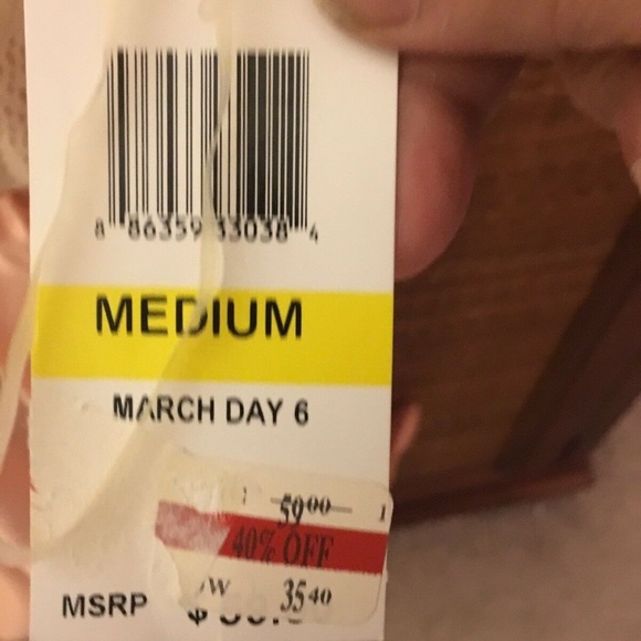 Peach, Lace Party/Homecoming Medium JUNIORS DRESS - Picture 4 of 6